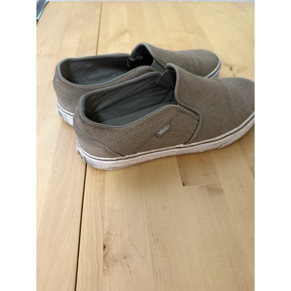 Vans Classic Slip-On Desert Taupe Woven Suede texture size‎ 9.5 woman's. SB 1